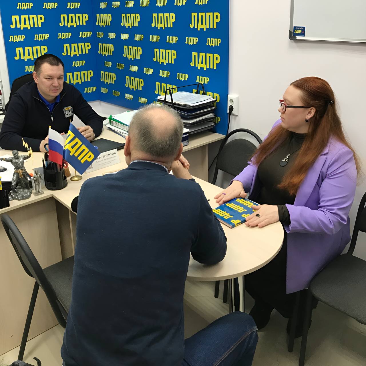 Работа в округах, приемы граждан и поддержка инициатив жителей: итоги деятельности депутатов Госсобрания за неделю Работа в округах, приемы граждан и поддержка инициатив жителей: итоги деятельности депутатов Госсобрания за неделю