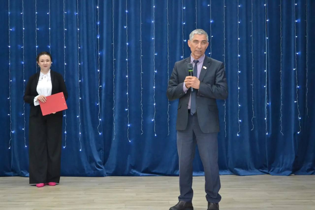 Работа в округах, приемы граждан и поддержка инициатив жителей: итоги деятельности депутатов Госсобрания за неделю Работа в округах, приемы граждан и поддержка инициатив жителей: итоги деятельности депутатов Госсобрания за неделю