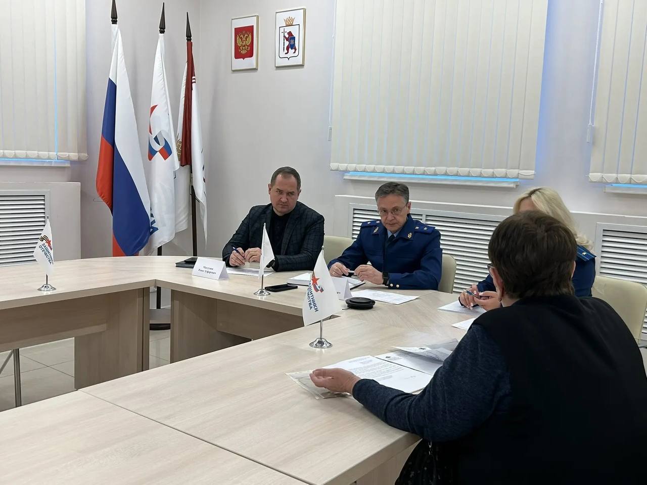 Работа в округах, приемы граждан и поддержка инициатив жителей: итоги деятельности депутатов Госсобрания за неделю Работа в округах, приемы граждан и поддержка инициатив жителей: итоги деятельности депутатов Госсобрания за неделю