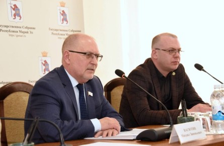 В ГОСУДАРСТВЕННОМ СОБРАНИИ ОБСУДИЛИ ИСПОЛНЕНИЕ НАКАЗОВ ИЗБИРАТЕЛЕЙ ЙОШКАР-ОЛЫ НА 2026 ГОД