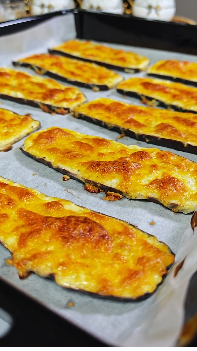 Баклажаны под сырной корочкой: вкусно и просто