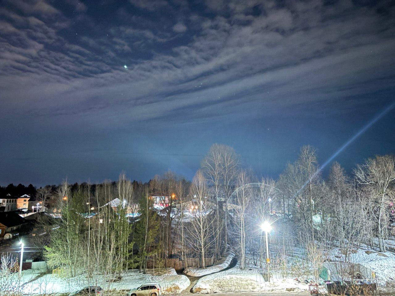 Минувшим вечером в небе над Марий Эл было видно северное сияние, вызванное первой весенней продолжительной магнитной бурей Минувшим вечером в небе над Марий Эл было видно северное сияние, вызванное первой весенней продолжительной магнитной бурей