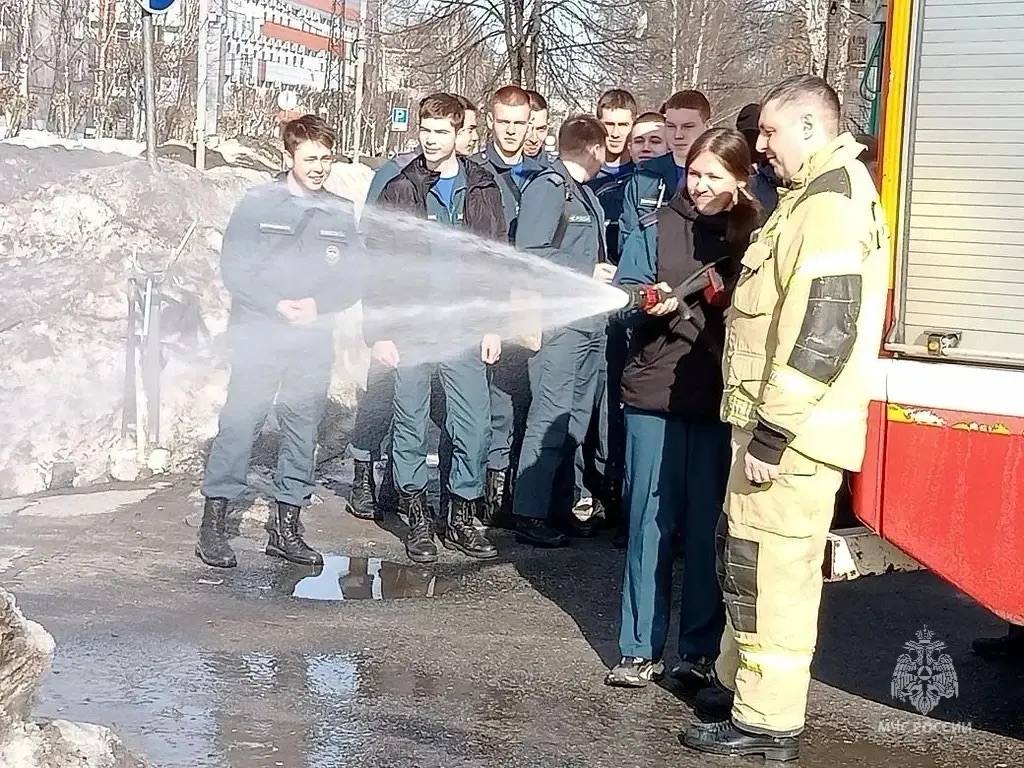 Главное управление МЧС России по Республике Марий Эл и Поволжский государственный технологический университет: совместное сотрудничество всегда плодотворно! Главное управление МЧС России по Республике Марий Эл и Поволжский государственный технологический университет: совместное сотрудничество всегда плодотворно!