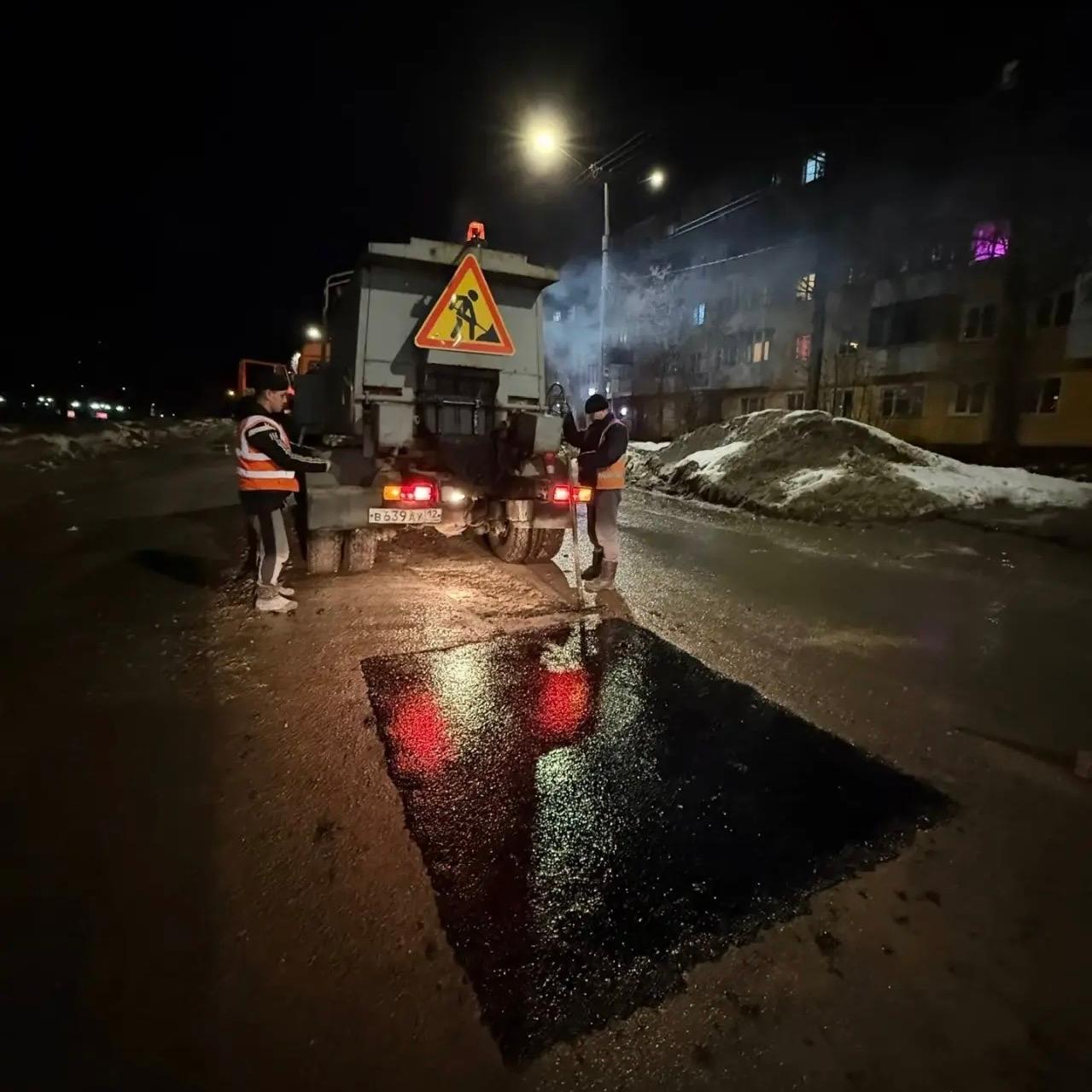 АО «Город» начал в Йошкар-Оле ямочный ремонт дорог