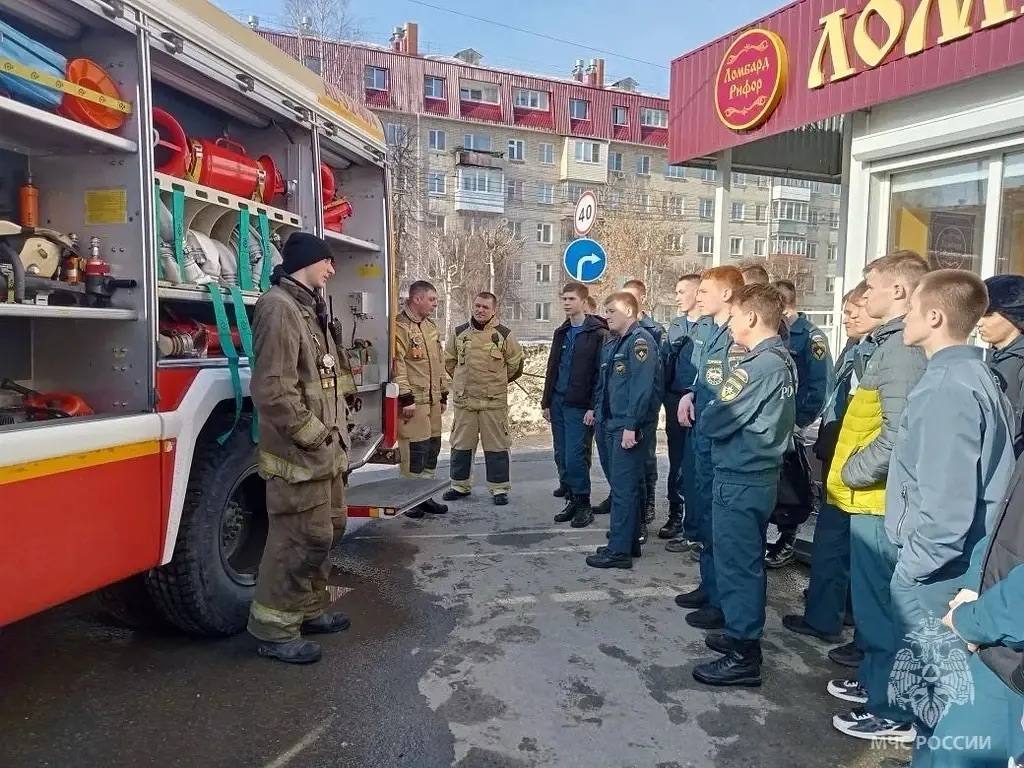 Главное управление МЧС России по Республике Марий Эл и Поволжский государственный технологический университет: совместное сотрудничество всегда плодотворно! Главное управление МЧС России по Республике Марий Эл и Поволжский государственный технологический университет: совместное сотрудничество всегда плодотворно!