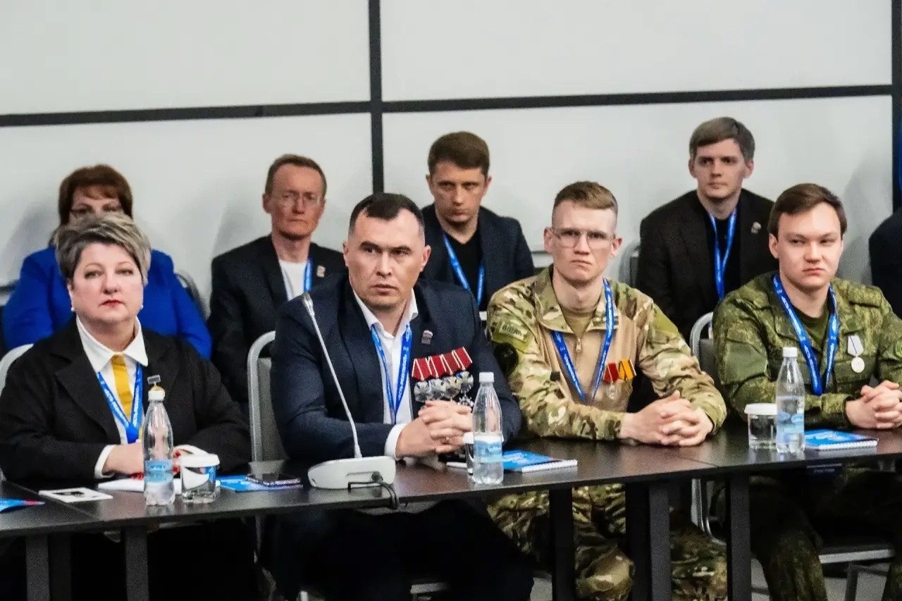 Делегация Марий Эл принимает участие в отчетно-программном форуме партии «Единая Россия», который проходит в Нижнем Новгороде Делегация Марий Эл принимает участие в отчетно-программном форуме партии «Единая Россия», который проходит в Нижнем Новгороде