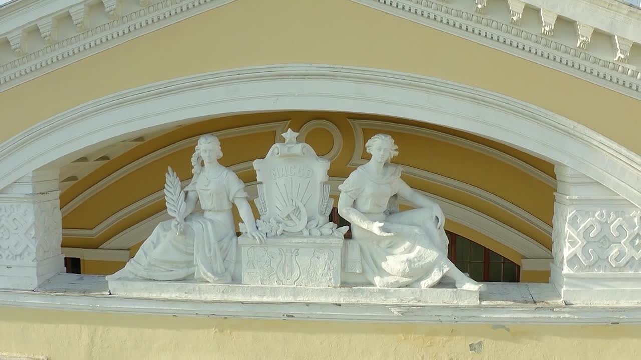 Юрий Зайцев: Уважаемые работники культуры, деятели искусства, ветераны отрасли!