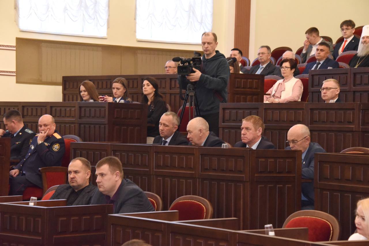 На «правительственном часе» в парламенте обсудили кадровое обеспечение реального сектора экономики На «правительственном часе» в парламенте обсудили кадровое обеспечение реального сектора экономики