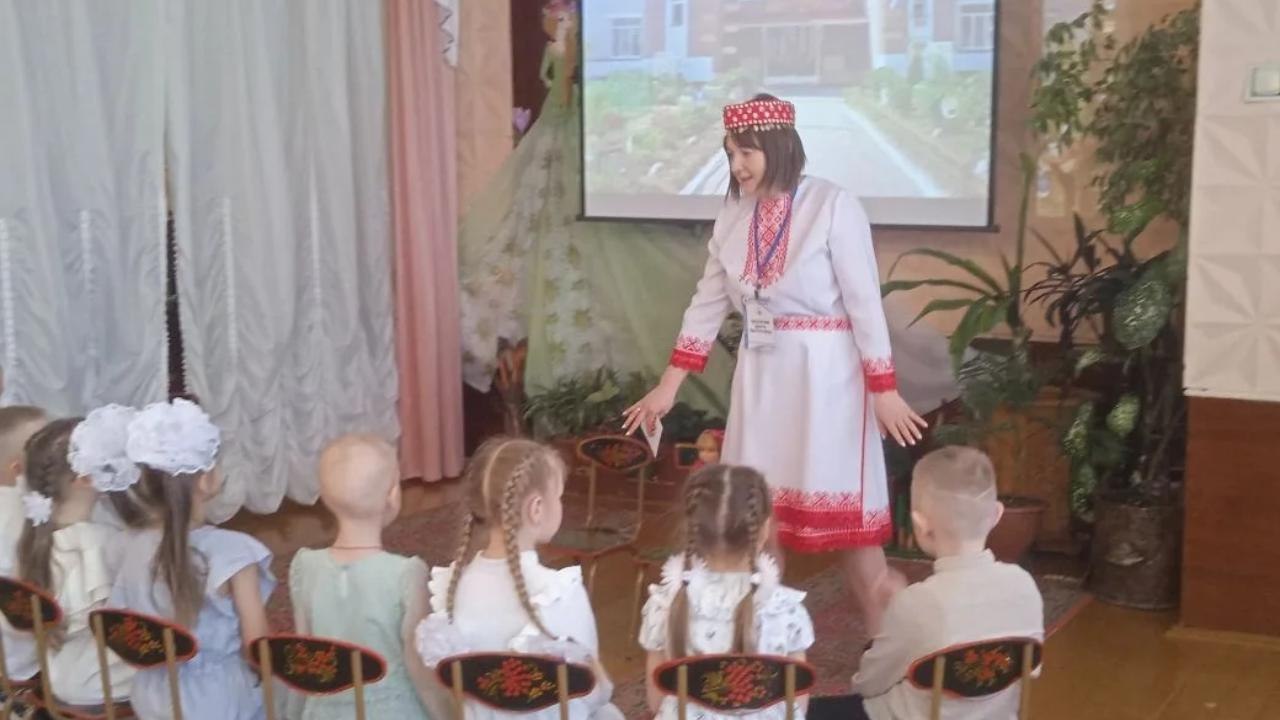 17 воспитателей Марий Эл борются за звание лучшего