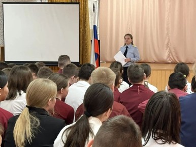 В Советском и Новоторъяльском районах республики полицейские проводят уроки дорожной безопасности