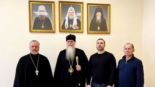 В Волжске епископ Феофан благословил «Народный тыл» на добрые дела