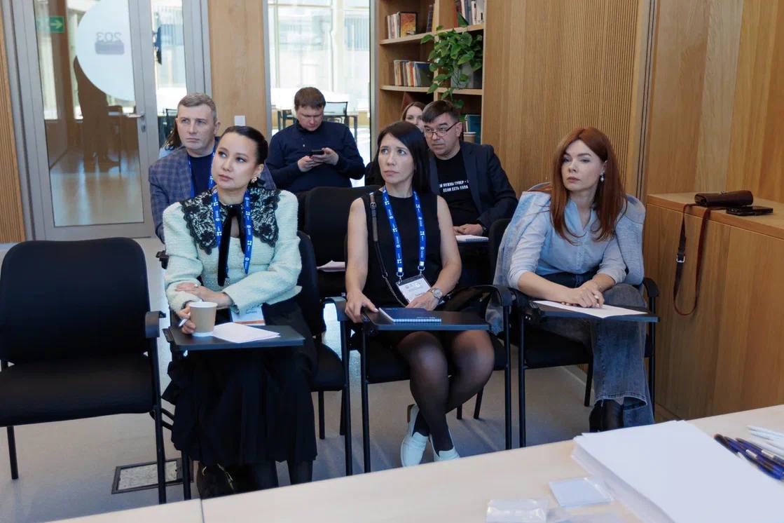 Александр Смирнов завершил обучение в рамках очередного образовательного модуля программы развития лидерских качеств Александр Смирнов завершил обучение в рамках очередного образовательного модуля программы развития лидерских качеств