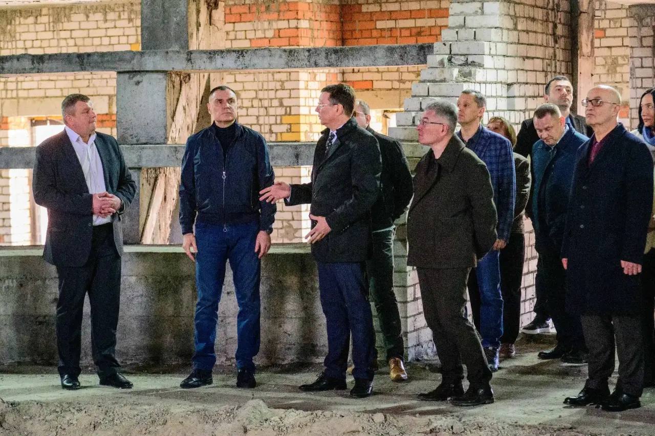 В Медведеве началось строительство Детской школы искусств В Медведеве началось строительство Детской школы искусств