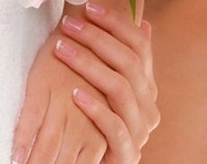 Как сохранить молодость рук: советы по уходу и эффективные средства