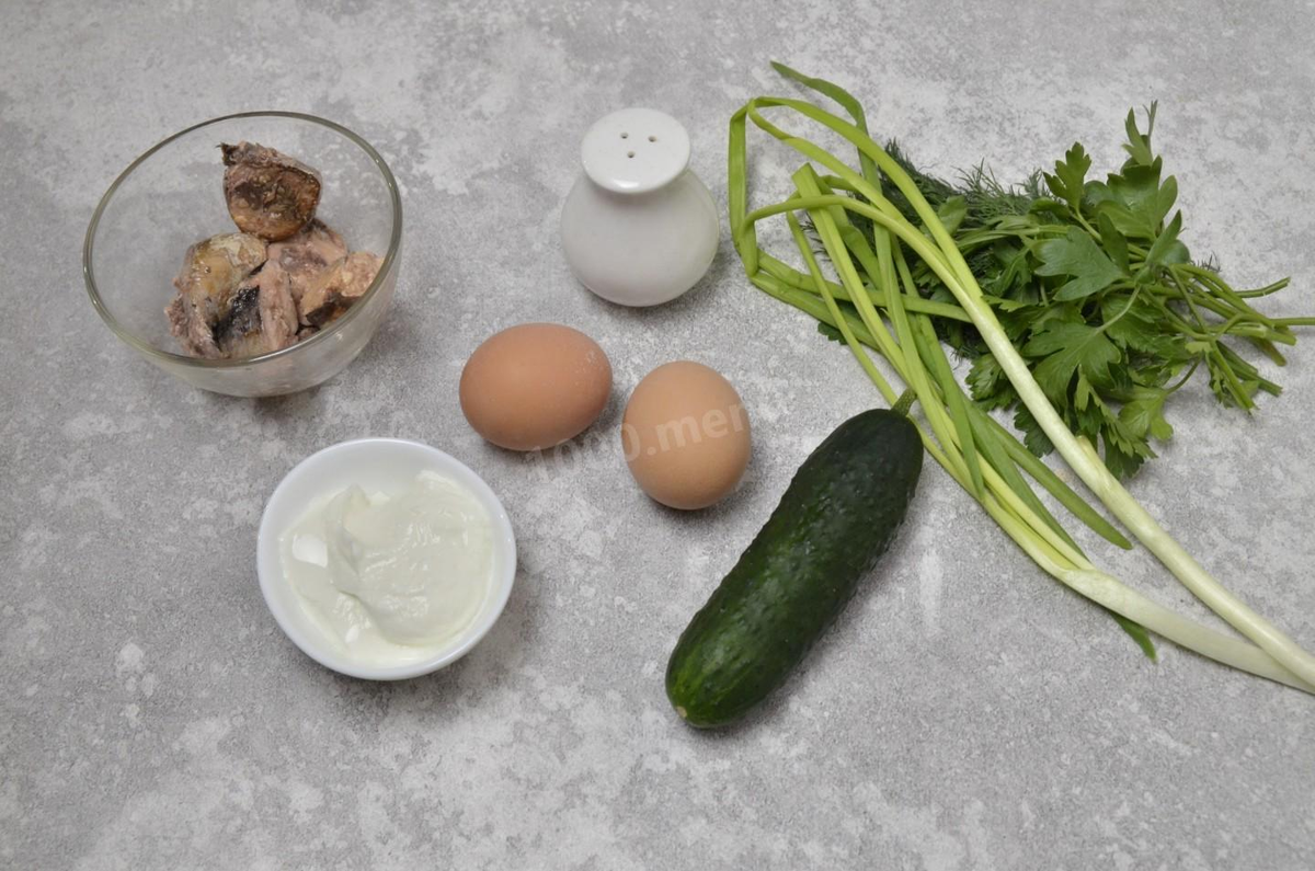 Легкий и питательный: белковый салат с тунцом и яйцом для здорового ужина