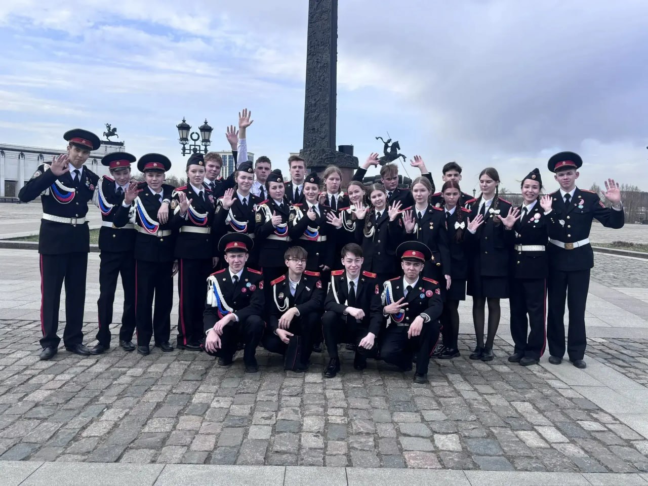Воспитанники лицея-интерната поселка Ургакш Советского района Марий Эл достойно представили республику на XXII Всероссийских военно-патриотических сборах «Служить России!», которые прошли в столице с 30 марта по 2 апреля