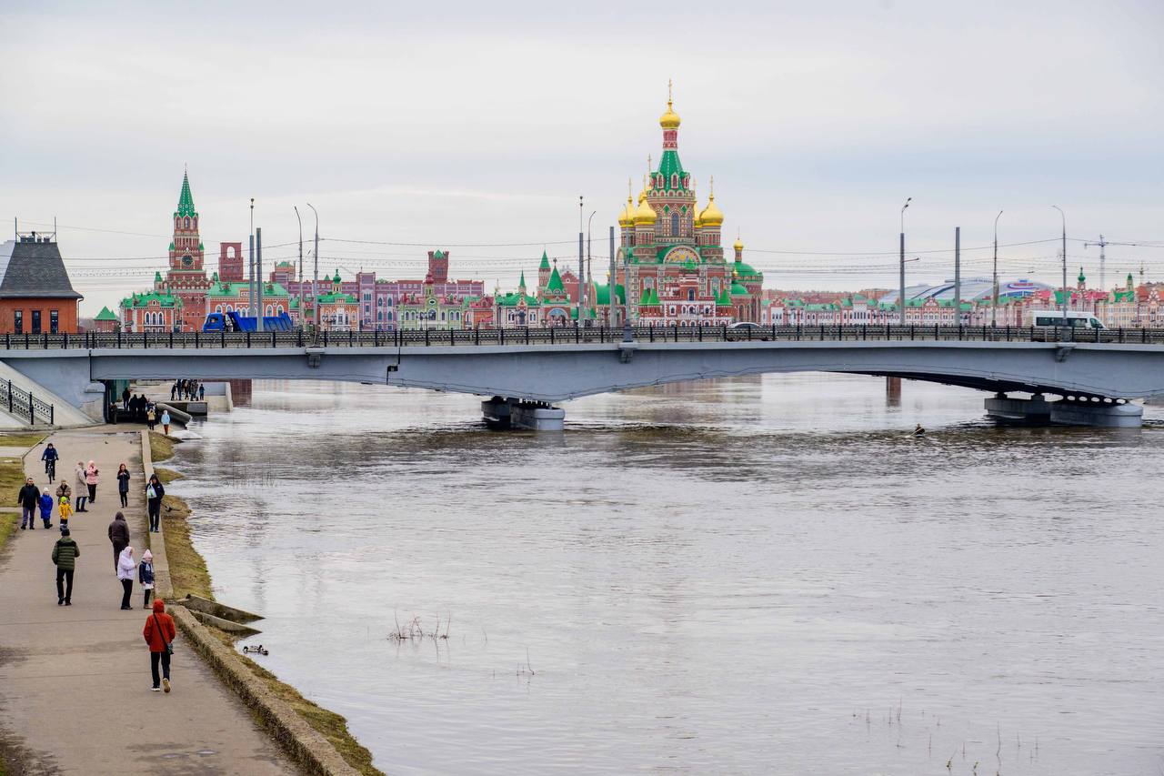 Юрий Зайцев: Как и прогнозировали, в связи с обильными снегопадами паводок в республике превысил средние многолетние значения
