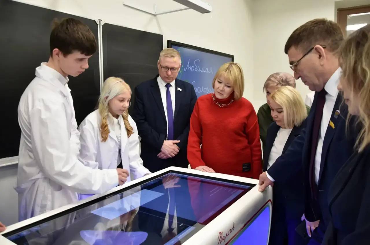 В Чебоксарах обсудили сохранение родных языков: итоги совместного заседания комитетов парламентов Чувашии и Марий Эл В Чебоксарах обсудили сохранение родных языков: итоги совместного заседания комитетов парламентов Чувашии и Марий Эл