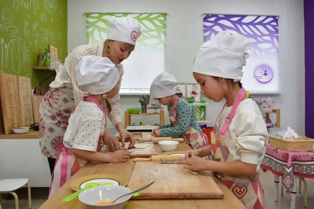 В Чебоксарах обсудили сохранение родных языков: итоги совместного заседания комитетов парламентов Чувашии и Марий Эл В Чебоксарах обсудили сохранение родных языков: итоги совместного заседания комитетов парламентов Чувашии и Марий Эл