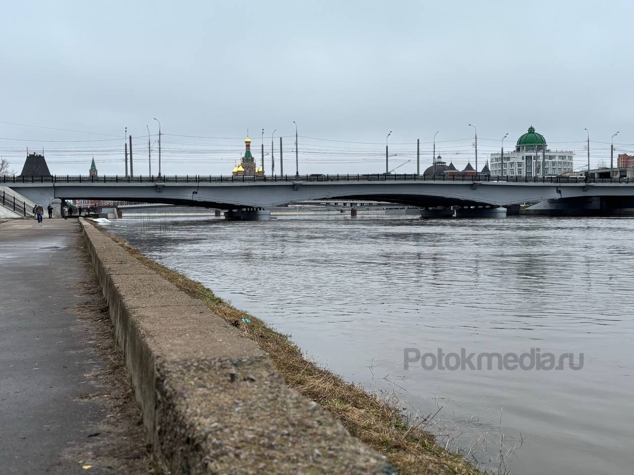 За ночь уровень воды в Малой Кокшаге в Йошкар-Оле заметно подрос За ночь уровень воды в Малой Кокшаге в Йошкар-Оле заметно подрос