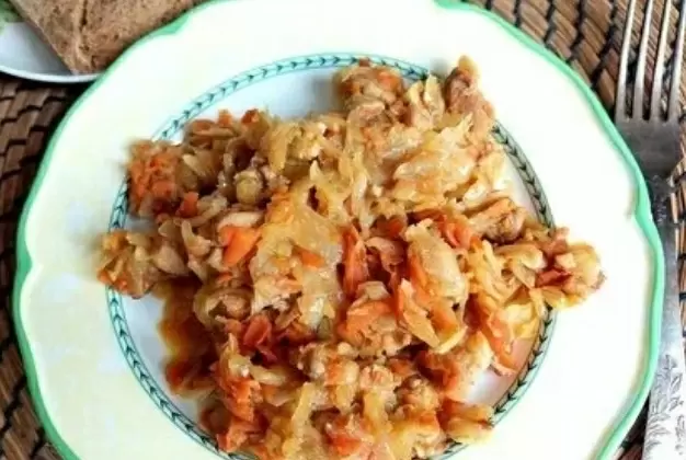 Кулинарные изыски: капуста со свининой в разных вариантах