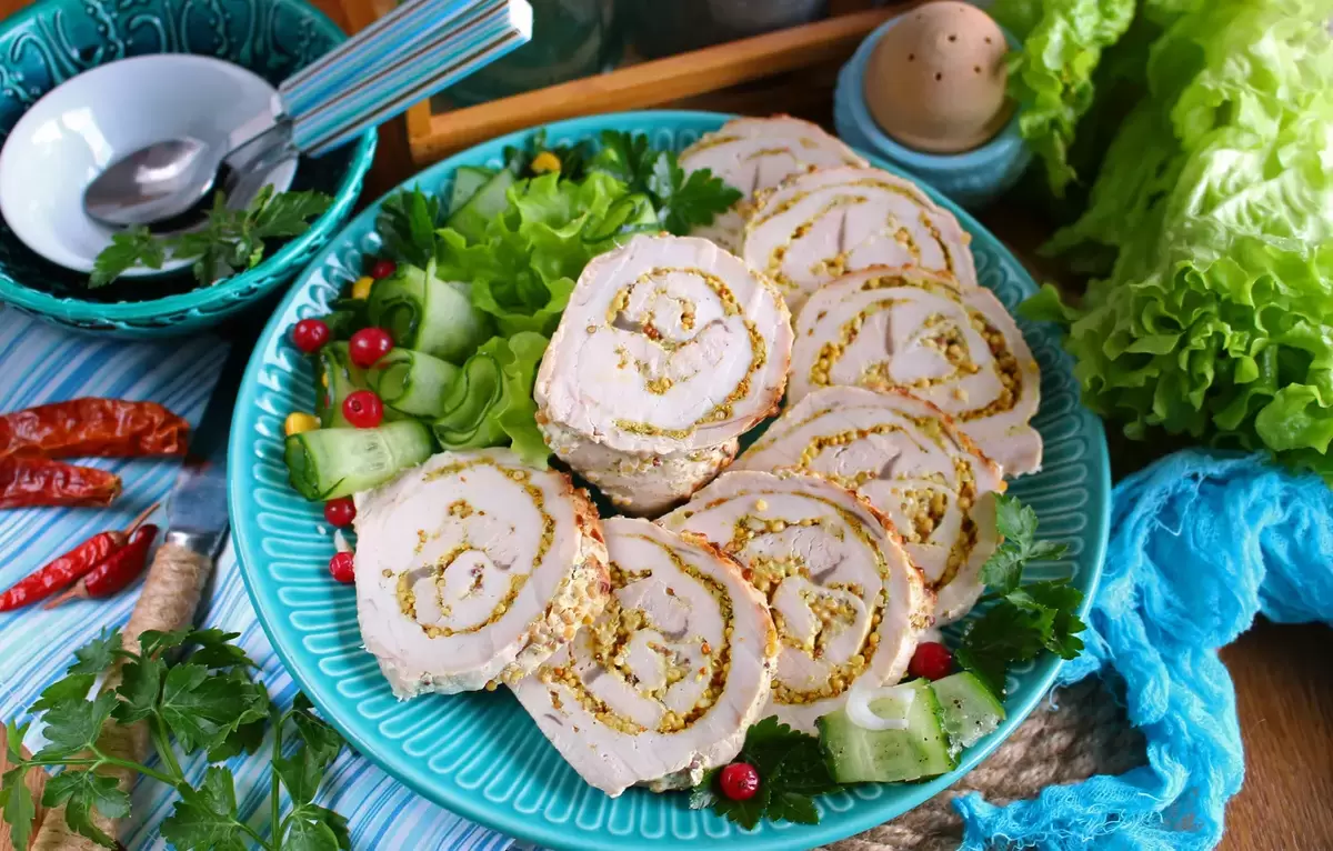 Три мясных рулета для новогоднего ужина