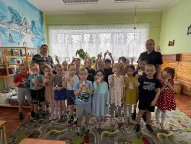 В Марий Эл дошколята сделали «космические маячки» для себя и своих друзей