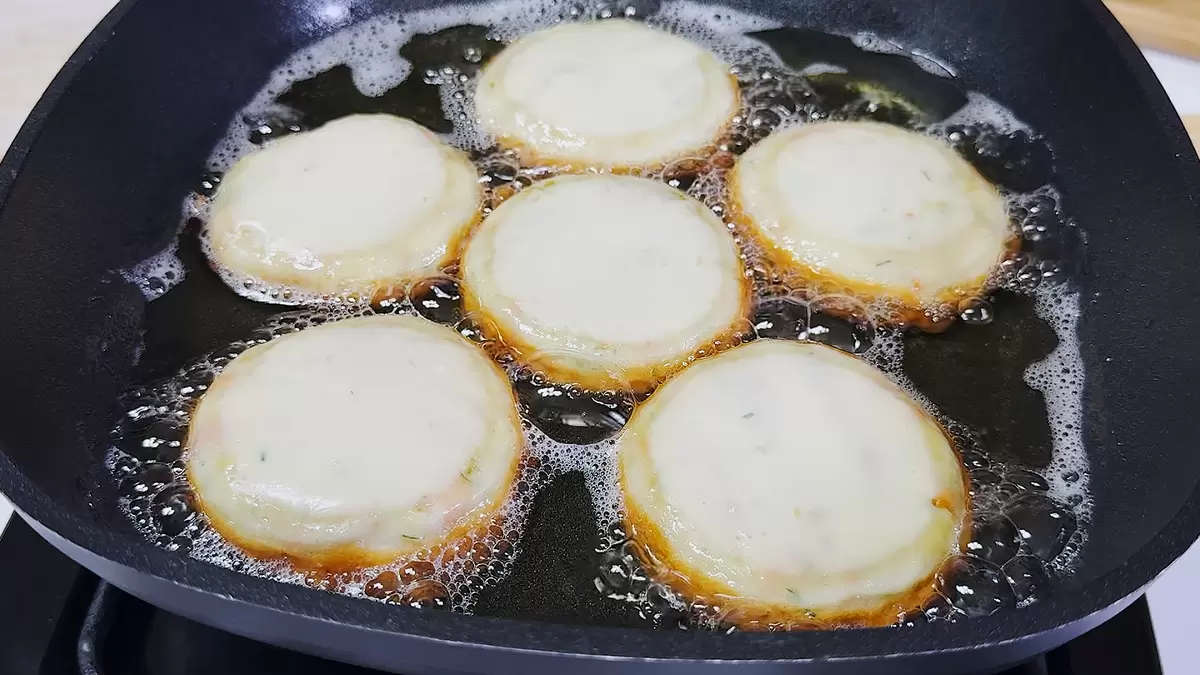 Как приготовить идеальные картофельные оладьи: простой и вкусный рецепт