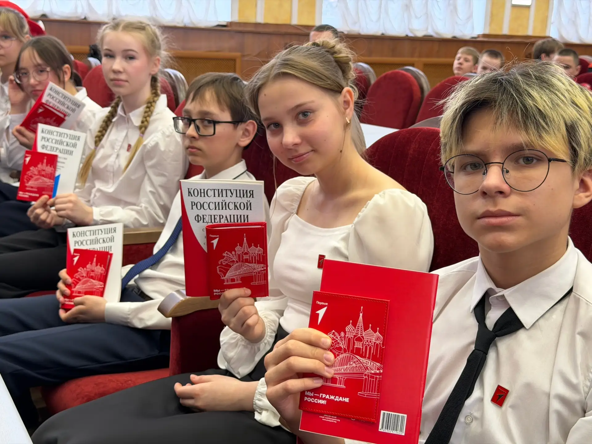 В Йошкар-Оле наградили победителей муниципальных этапов патриотических и спортивных игр В Йошкар-Оле наградили победителей муниципальных этапов патриотических и спортивных игр