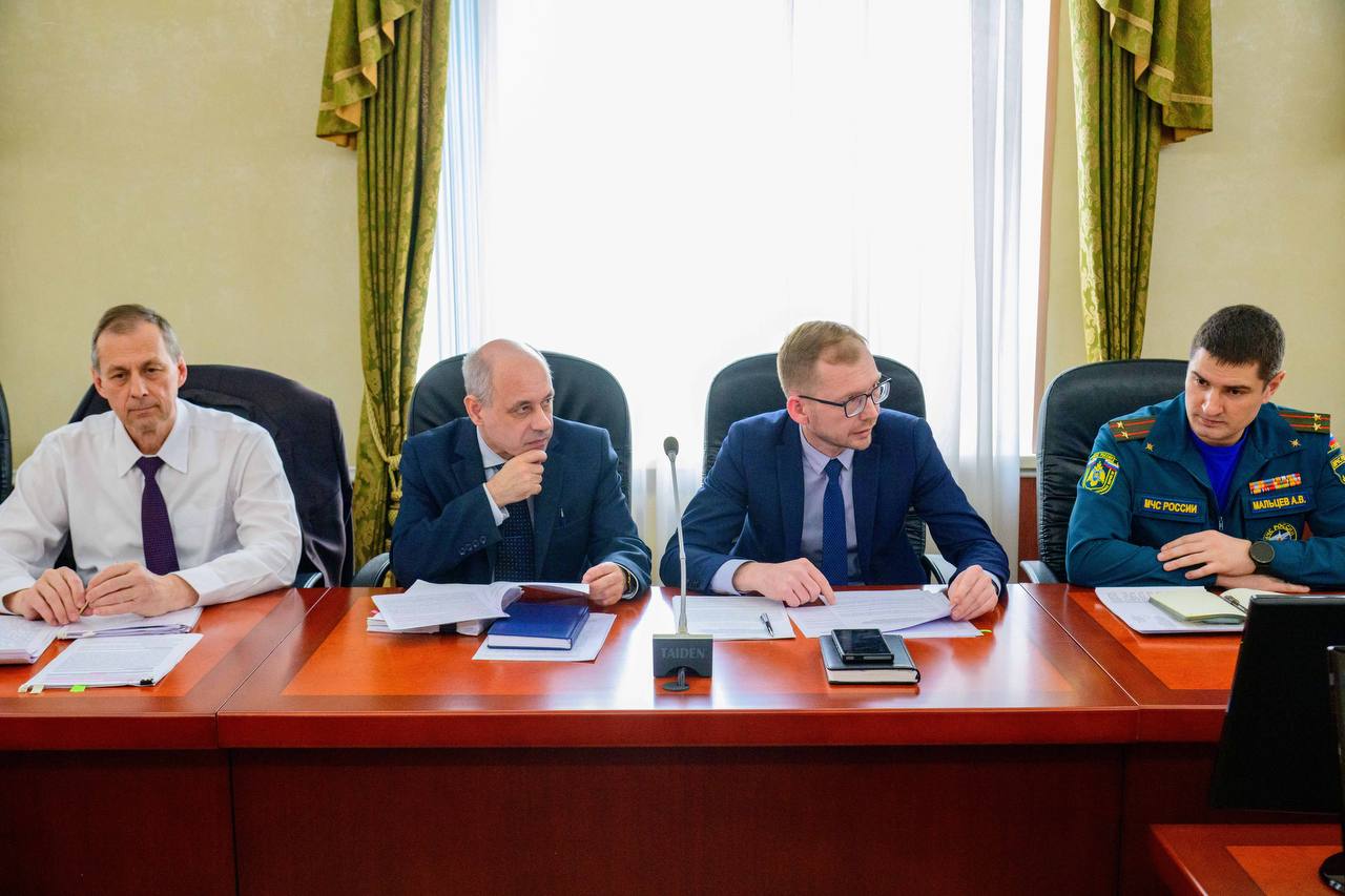 В Марий Эл продолжается работа по ликвидации последствий паводка и оказанию помощи населению В Марий Эл продолжается работа по ликвидации последствий паводка и оказанию помощи населению