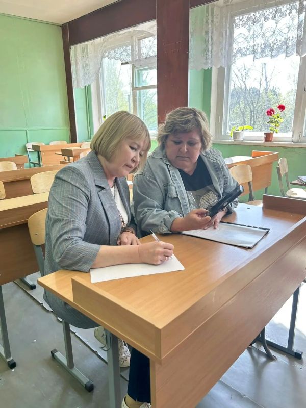 Лариса Яковлева провела рабочий день в Волжском муниципальном округе Лариса Яковлева провела рабочий день в Волжском муниципальном округе