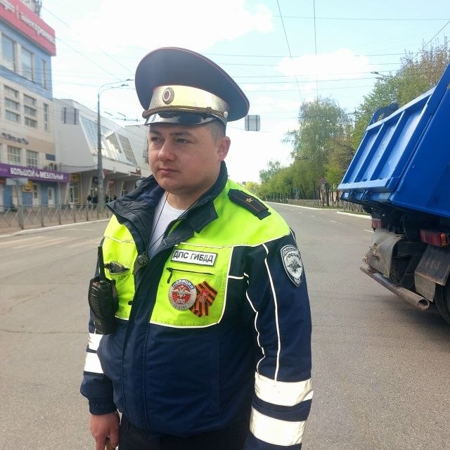 Сотрудники Госавтоинспекции Марий Эл обеспечили безопасность дорожного движения при проведении праздничных мероприятий, посвящённых 81-ой годовщине Великой Победы Сотрудники Госавтоинспекции Марий Эл обеспечили безопасность дорожного движения при проведении праздничных мероприятий, посвящённых 81-ой годовщине Великой Победы