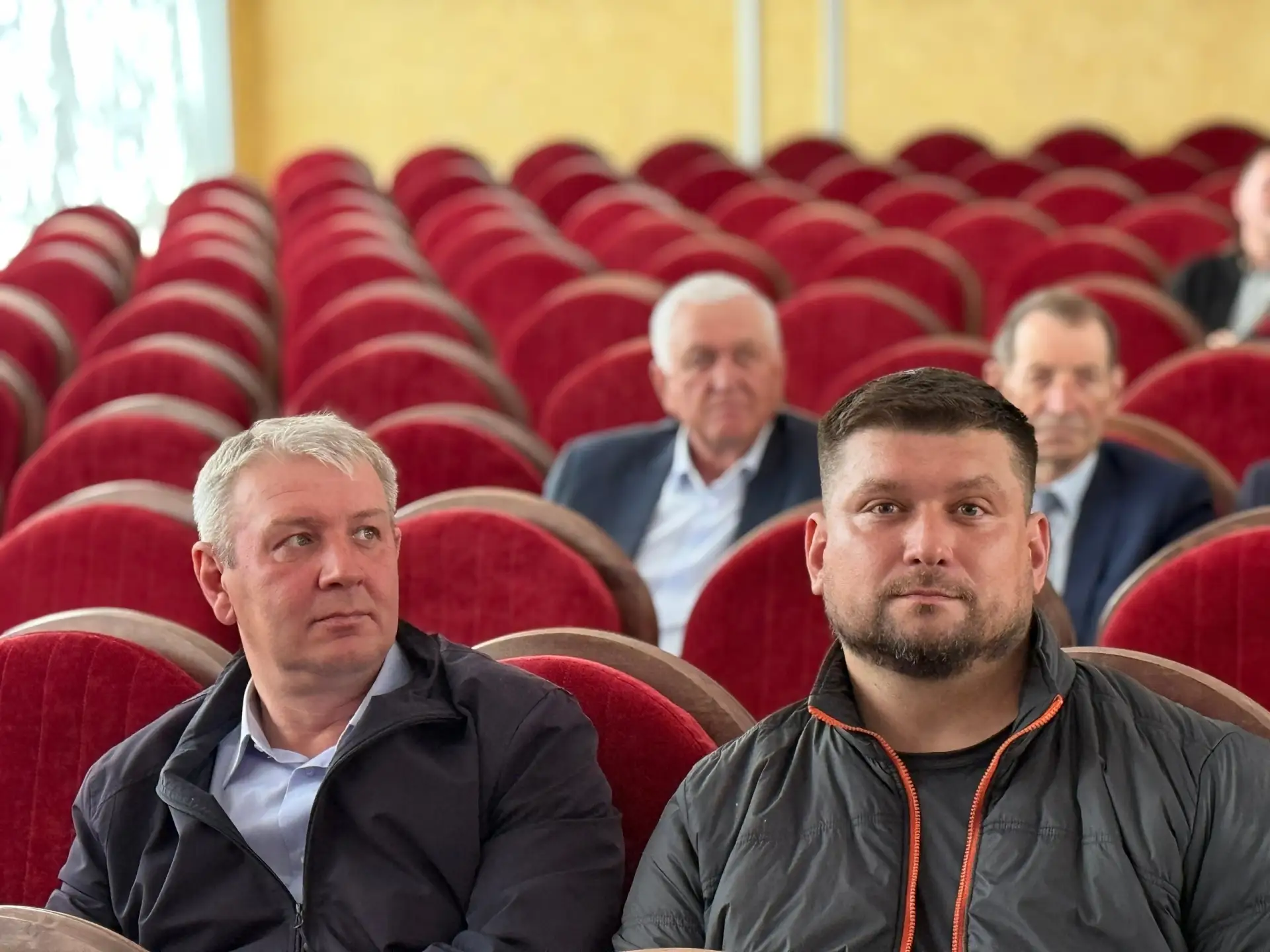 В администрации Йошкар-Олы обсудили вопросы строительства жилых помещений для детей-сирот В администрации Йошкар-Олы обсудили вопросы строительства жилых помещений для детей-сирот