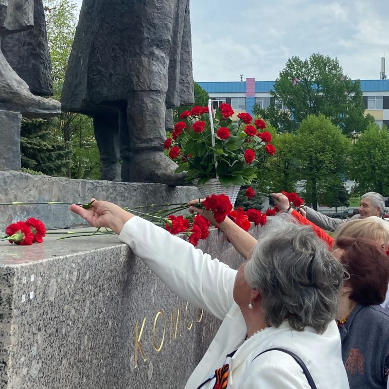 «Имя крепи делами своими»: 105 лет со дня образования Марийской областной комсомольской организации «Имя крепи делами своими»: 105 лет со дня образования Марийской областной комсомольской организации