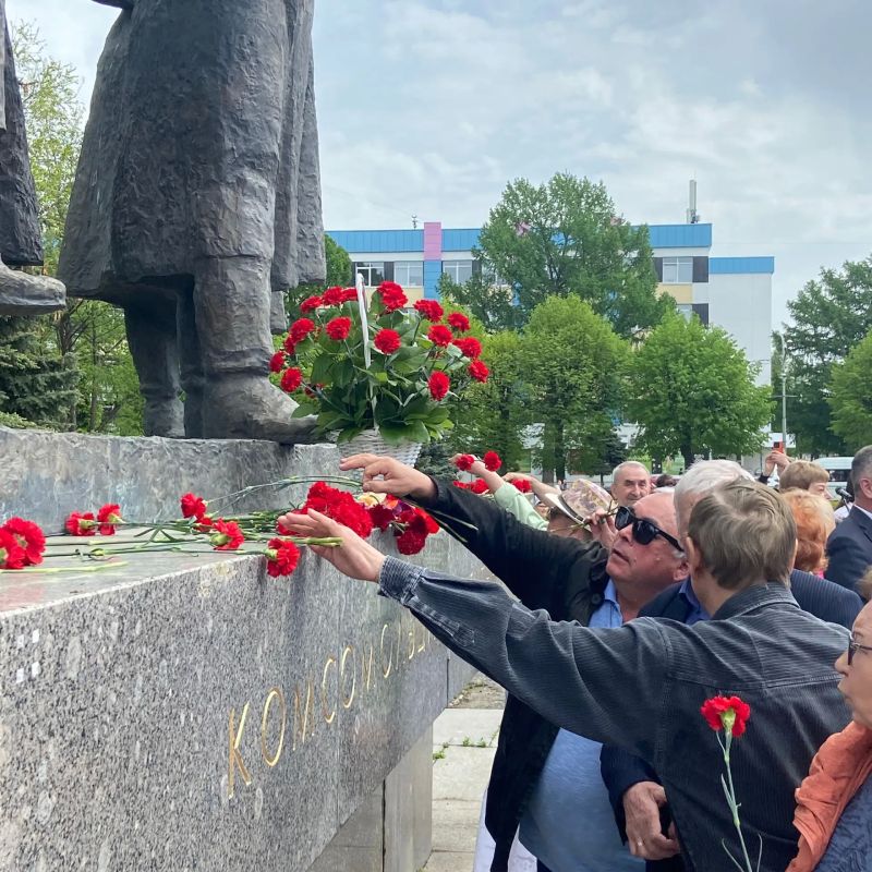 «Имя крепи делами своими»: 105 лет со дня образования Марийской областной комсомольской организации «Имя крепи делами своими»: 105 лет со дня образования Марийской областной комсомольской организации