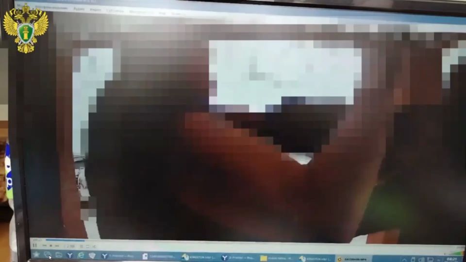 Пьяный житель Марий Эл ограбил соседа на глазах матери