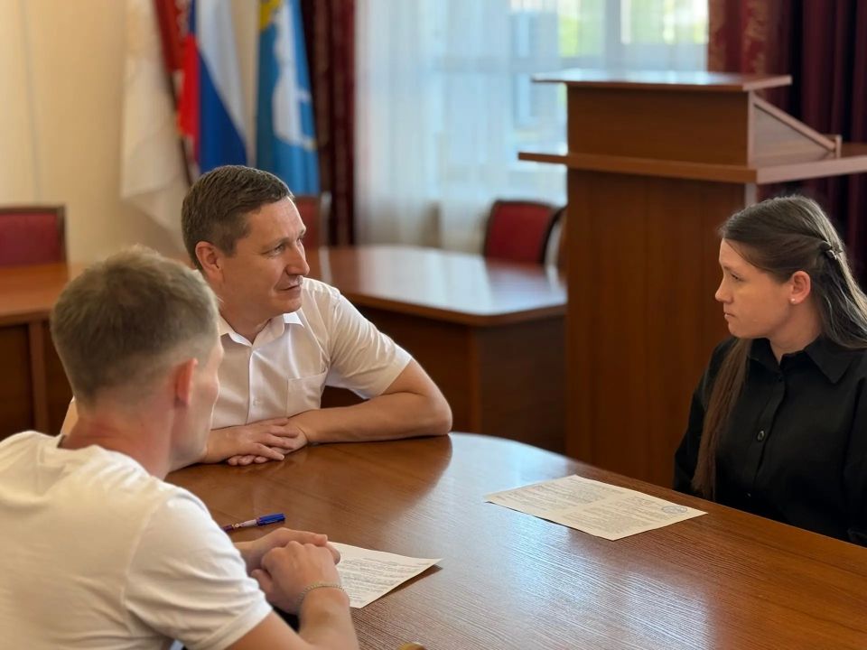 Антон Трудинов: Ключи от новой жизни: первые новосёлы в 2026 году Антон Трудинов: Ключи от новой жизни: первые новосёлы в 2026 году
