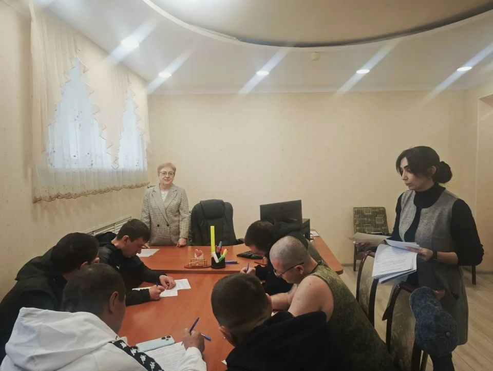 В Марий Эл участникам СВО в фонде «Защитники Отечества» оказывают психологическую помощь В Марий Эл участникам СВО в фонде «Защитники Отечества» оказывают психологическую помощь