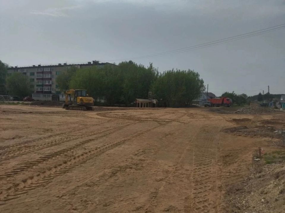 В микрорайоне Северный Волжска обустраивают бульвар В микрорайоне Северный Волжска обустраивают бульвар
