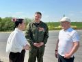 Михаил Васютин принял участие в акции посадки цветов у памятника Акпарсу