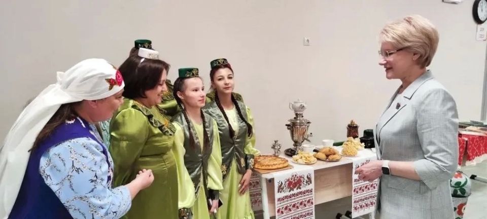 В Марий Эл прошел III Республиканский форум-фестиваль советников директоров по воспитанию «Многонациональная Марий Эл» В Марий Эл прошел III Республиканский форум-фестиваль советников директоров по воспитанию «Многонациональная Марий Эл»