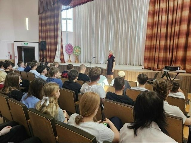 В рамках ОПМ "Внимание, дети!" в Козьмодемьянске и Горномарийском районе сотрудники Госавтоинспекции и ПДН организовали уроки безопасного поведения на дороге В рамках ОПМ "Внимание, дети!" в Козьмодемьянске и Горномарийском районе сотрудники Госавтоинспекции и ПДН организовали уроки безопасного поведения на дороге