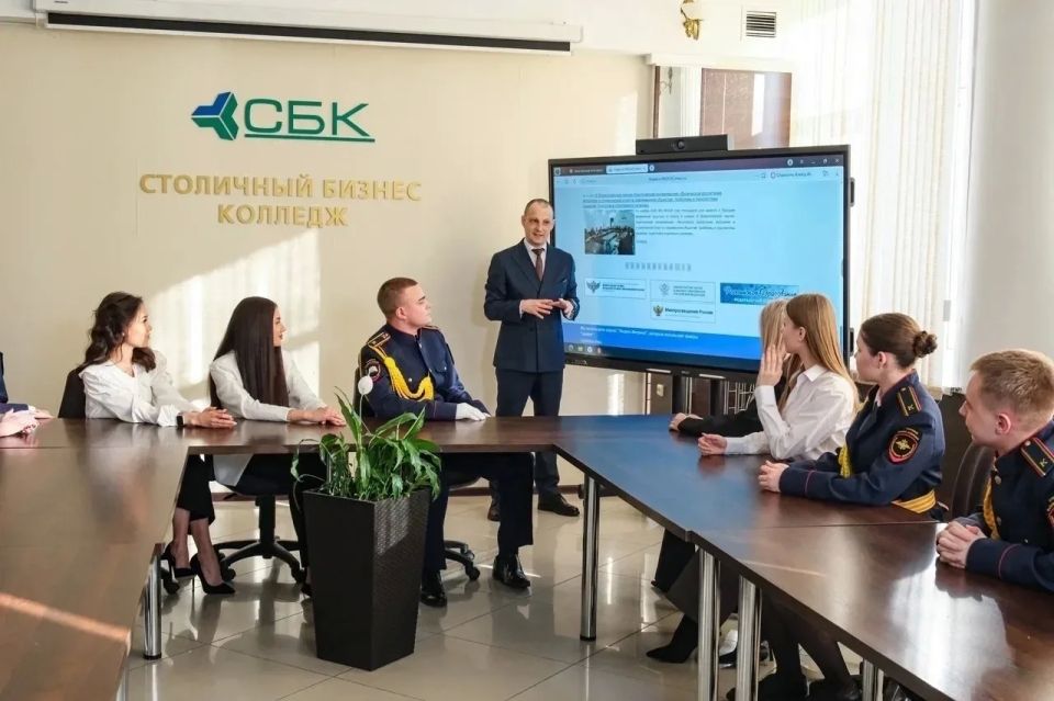 Как сделать так, чтобы голос жителей был услышан, а их просьбы воплощались в реальные дела? Ответ знает Игорь Загайнов – депутат, ставший настоящим голосом 9го микрорайона ЙошкарОлы Как сделать так, чтобы голос жителей был услышан, а их просьбы воплощались в реальные дела? Ответ знает Игорь Загайнов – депутат, ставший настоящим голосом 9го микрорайона ЙошкарОлы
