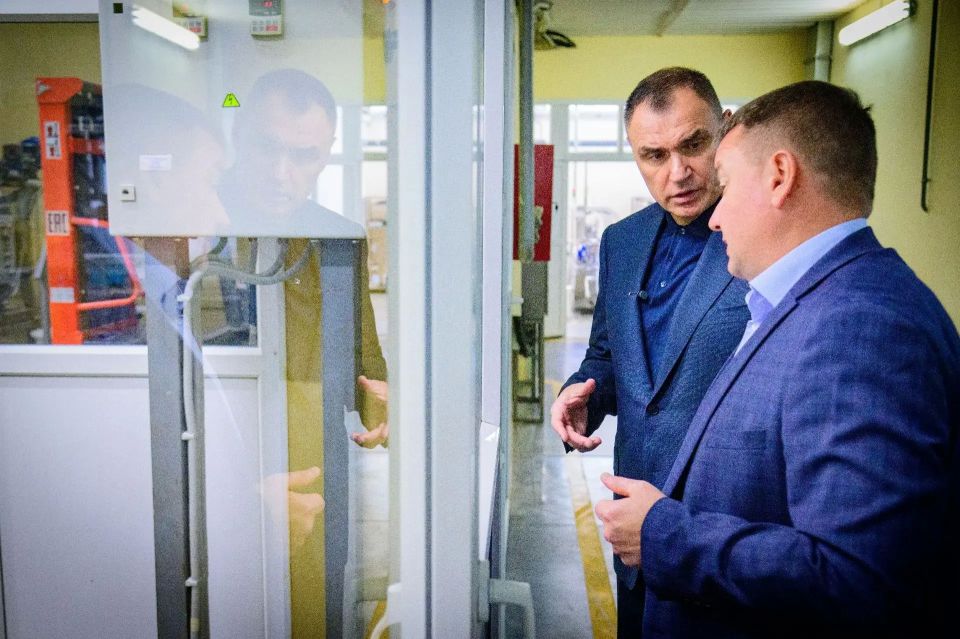 Юрий Зайцев: Поздравляю представителей бизнеса нашей республики с Днем российского предпринимательства! Юрий Зайцев: Поздравляю представителей бизнеса нашей республики с Днем российского предпринимательства!