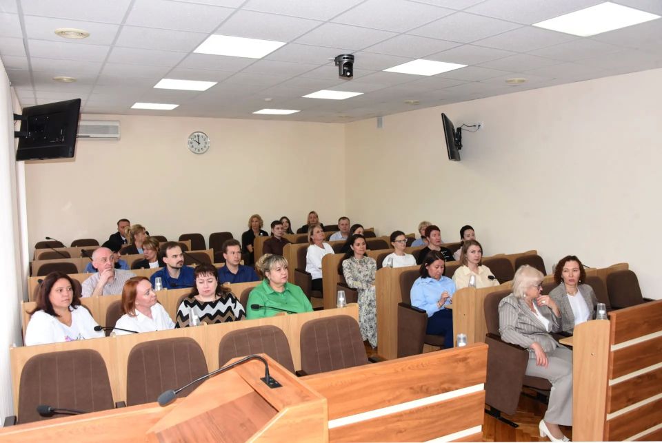 В марийском парламенте чествовали первого Председателя Госсобрания Анатолия Смирнова В марийском парламенте чествовали первого Председателя Госсобрания Анатолия Смирнова