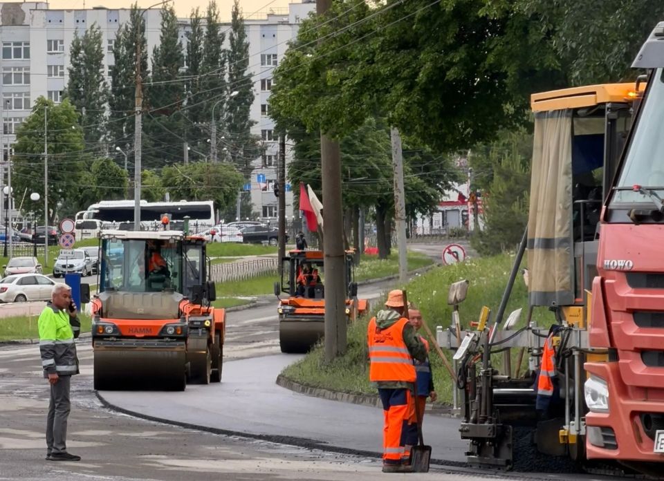 В Йошкар-Оле в рамках Народной программы партии «Единая Россия» и нацпроекта «Инфраструктура для жизни» начался ремонт дорожного полотна на улице Карла Маркса В Йошкар-Оле в рамках Народной программы партии «Единая Россия» и нацпроекта «Инфраструктура для жизни» начался ремонт дорожного полотна на улице Карла Маркса