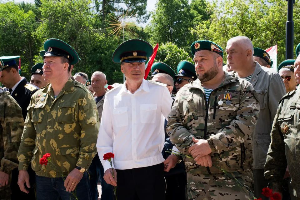 В Марий Эл отметили День пограничника В Марий Эл отметили День пограничника