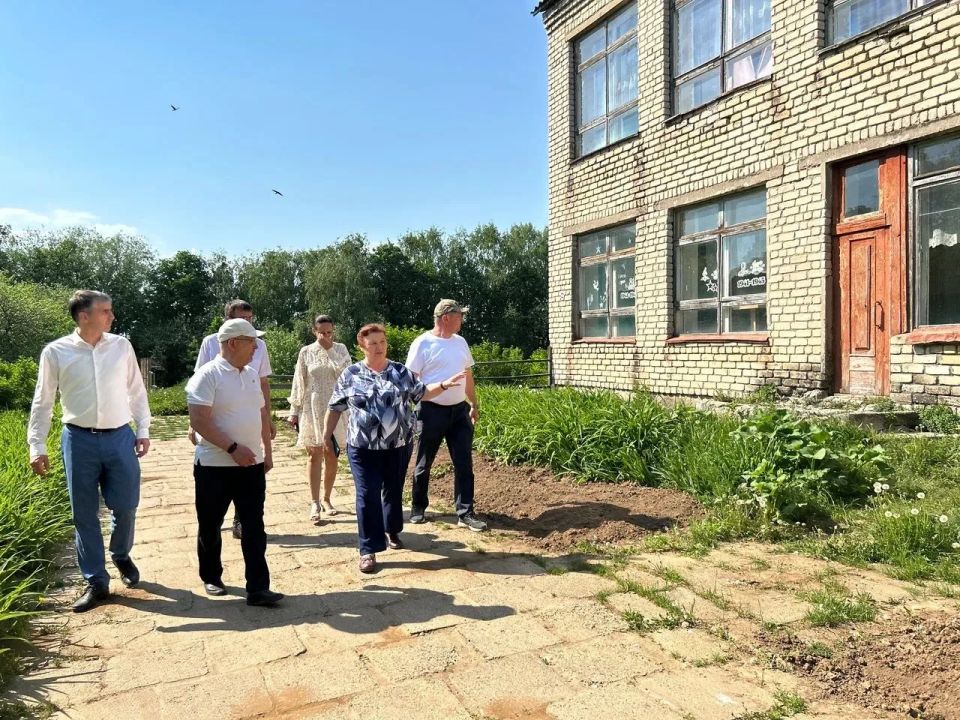 Председатель Государственного Собрания Михаил Васютин оценил планы развития села Пайгусово Председатель Государственного Собрания Михаил Васютин оценил планы развития села Пайгусово