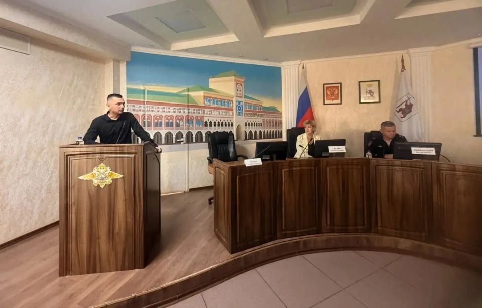 Сегодня лектор Российского общества «Знание», руководитель музейно-патриотического центра «Герои Отечества» Национального музея Республики Марий Эл им. Т. Евсеева, преподаватель кафедры отечественной истории Марийского... Сегодня лектор Российского общества «Знание», руководитель музейно-патриотического центра «Герои Отечества» Национального музея Республики Марий Эл им. Т. Евсеева, преподаватель кафедры отечественной истории Марийского...