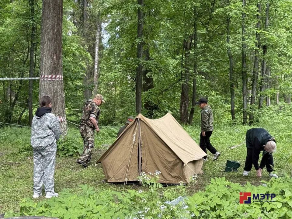 В центре «Авангард» проходит последний этап военно-патриотической игры «Зарница 2.0» — Семейный